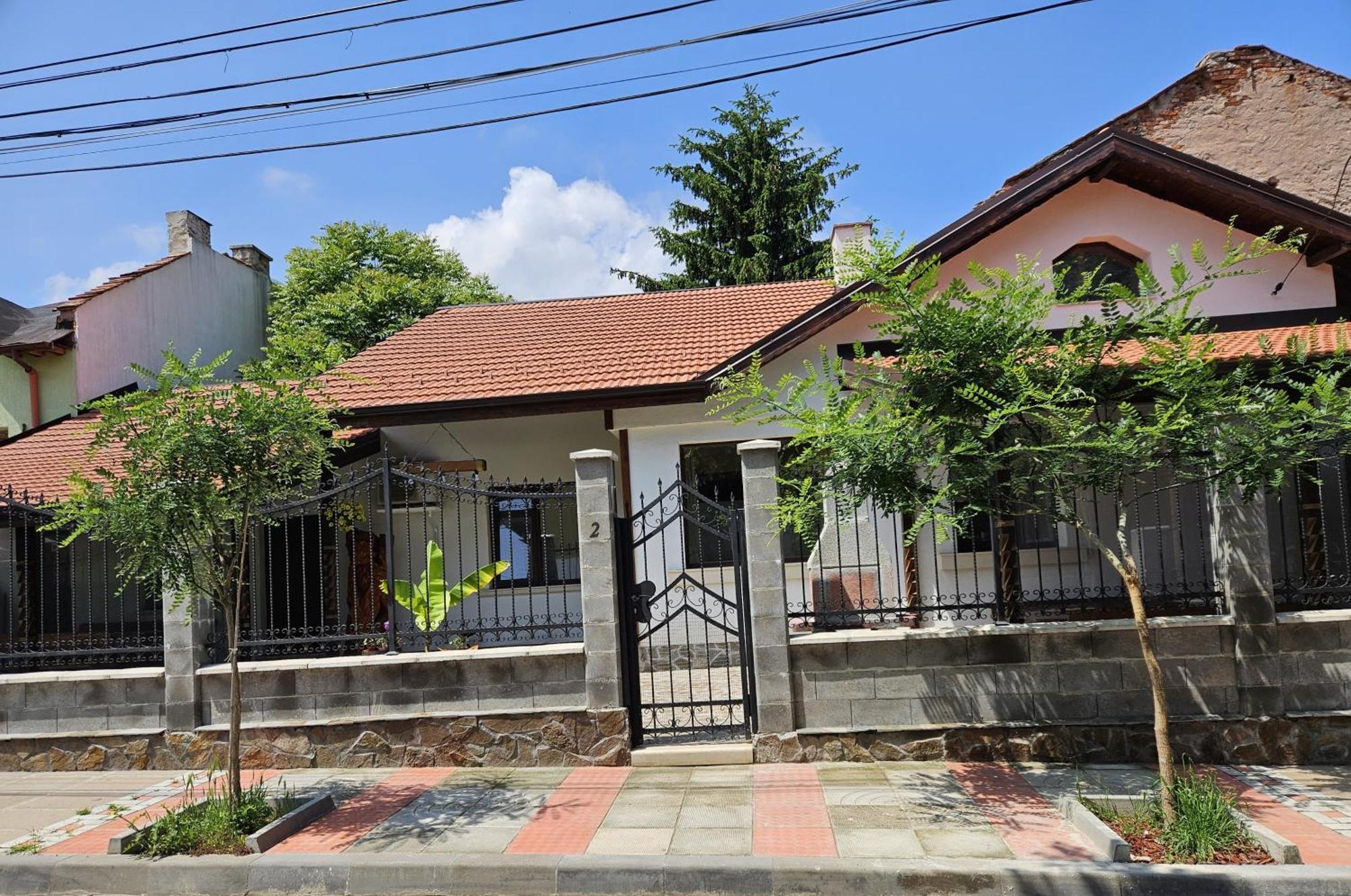 Cozy Rooms In Vratsa By Georgievi מראה חיצוני תמונה